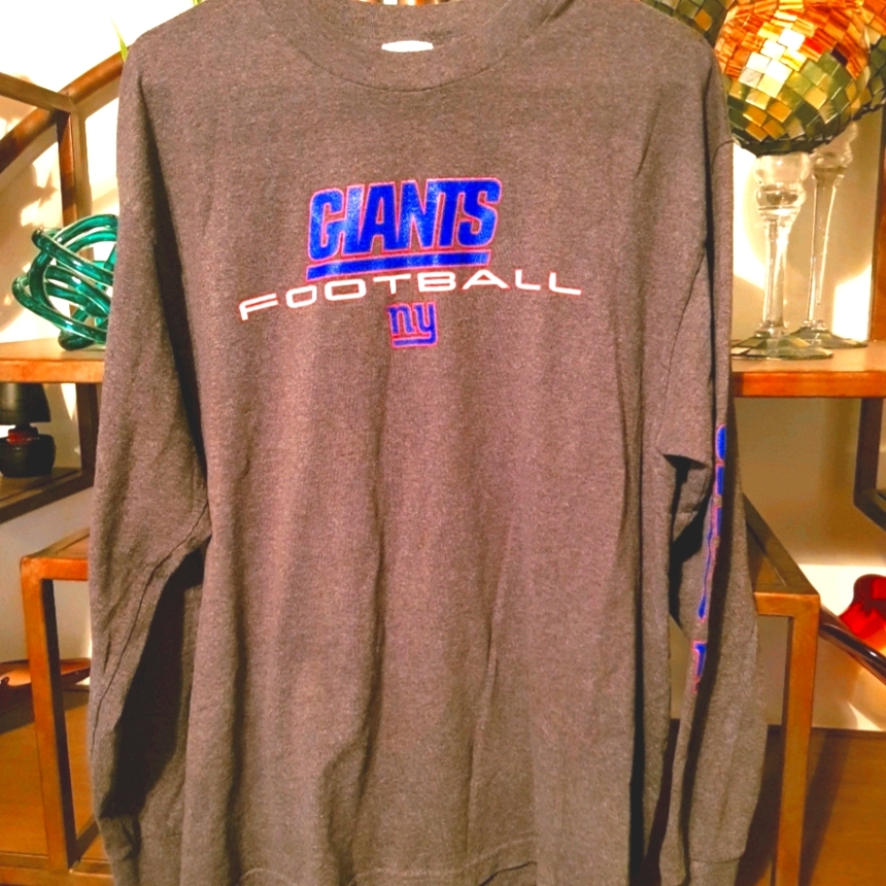 NY GIANTS SIZE LARGE